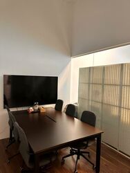 Arc 380 (D8), Office #515479141